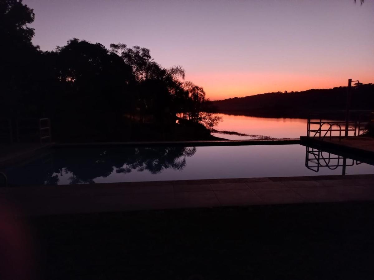 Chacara Em Condominio A Beira Da Represa Para Locacao Familiar Ibiúna Kültér fotó